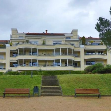 Appartement Entierement Equipe Charbonnières-les-Bains Eksteriør billede