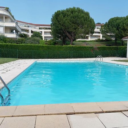 Appartement Entierement Equipe Charbonnières-les-Bains Eksteriør billede